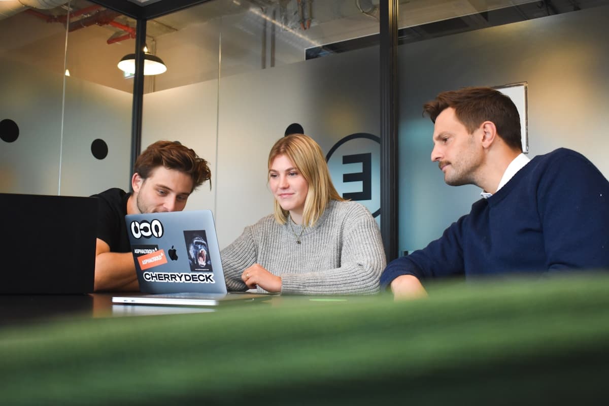 Fachteam bei der HKLS-Projektplanung